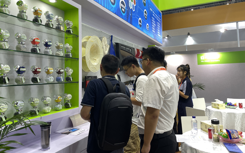 CHINAPLAS 2026國(guó)際橡塑展：青島中新華美在2.2館K65展位等你