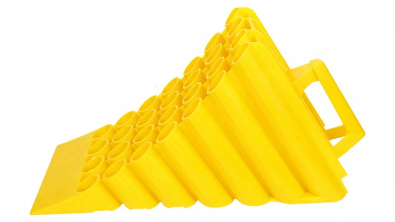 卡車(chē)止退器的可靠選擇：青島中新華美高強(qiáng)度35%玻纖PP材料