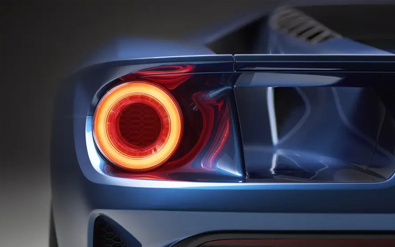 點亮車尾質感，中新華美染色PMMA材料賦能車燈