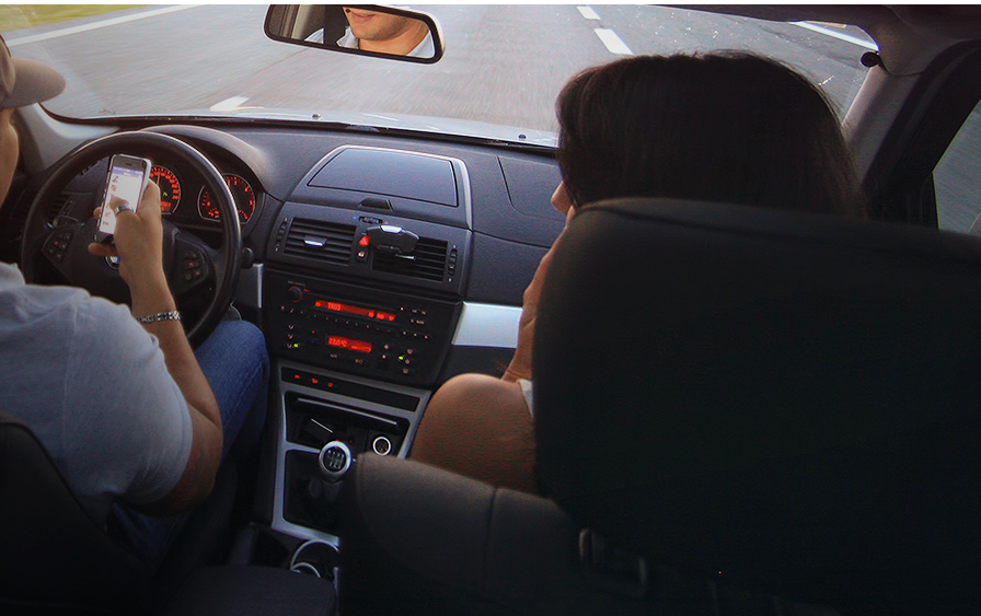 高光黑PC出風(fēng)口面板：解決注塑廠產(chǎn)品有麻點的終極方案