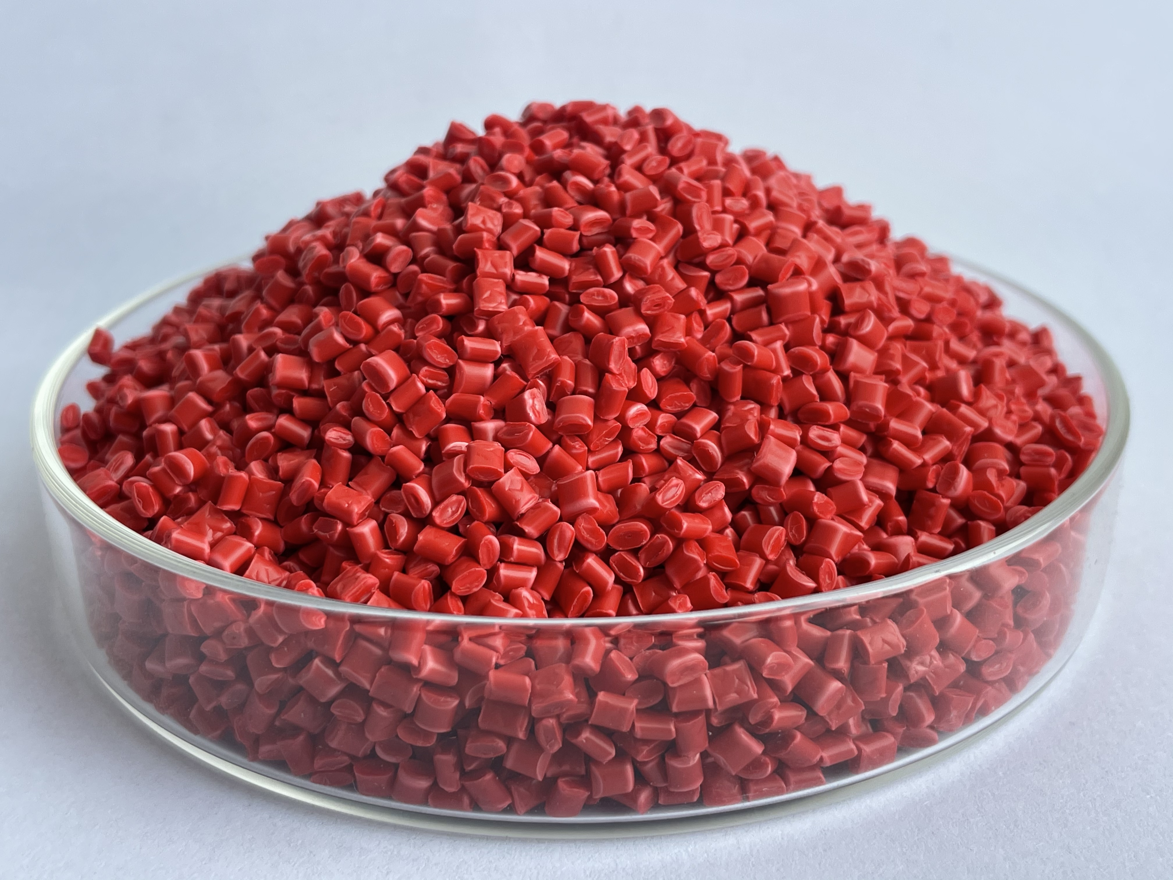 用色母染色的注塑件色差大，看這篇就夠了！