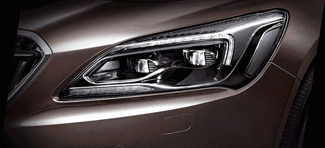 青島中新華美車(chē)燈用光擴(kuò)散PC材料的性能與應(yīng)用