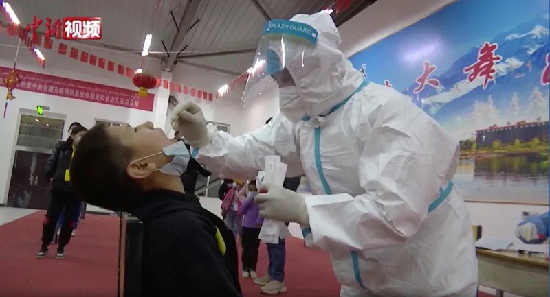 新疆以疏附縣為重點，對喀什地區(qū)開展全員免費核酸檢測。