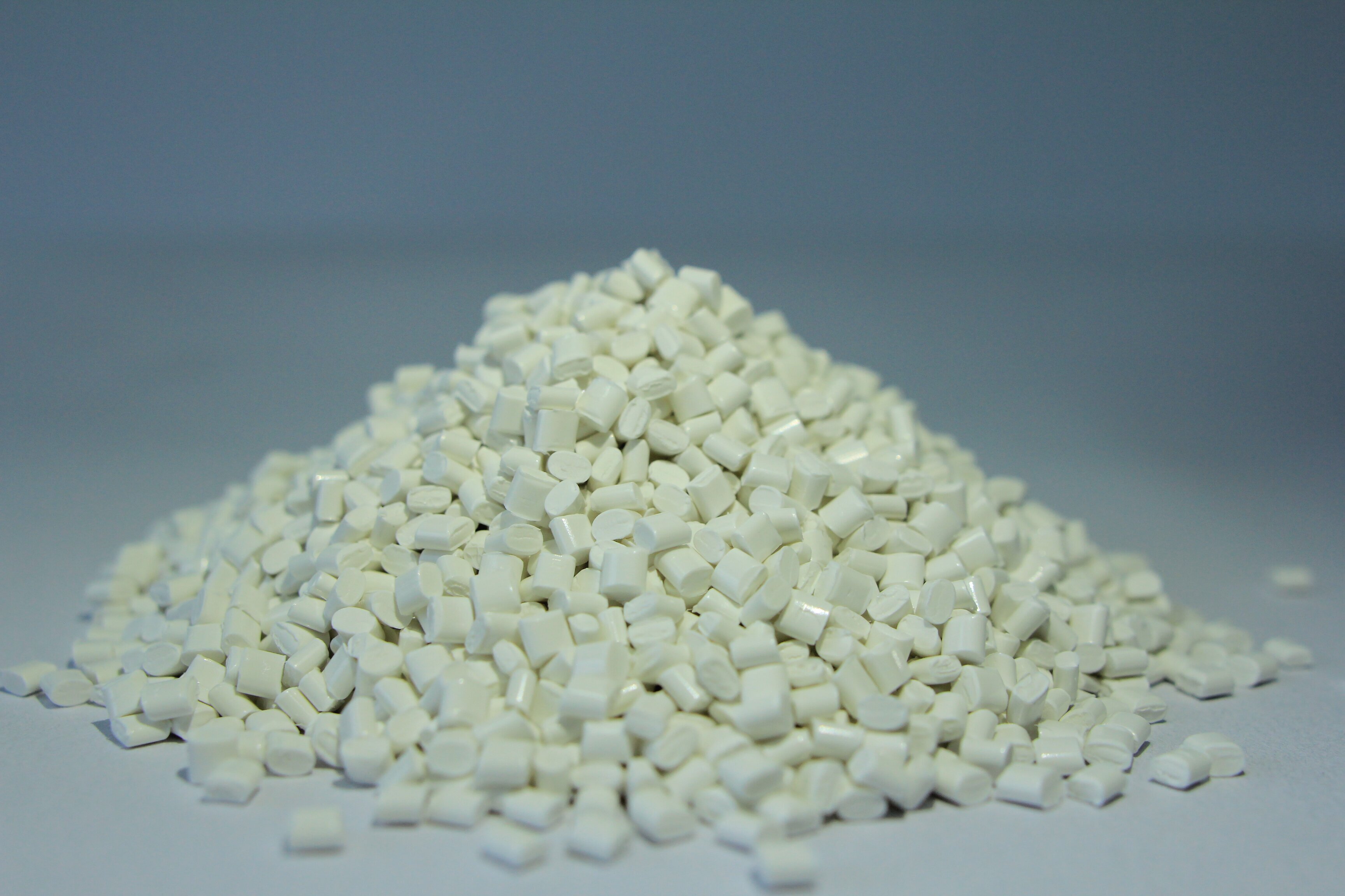 PC＋ABS塑料合金定制，找中新華美改性塑料