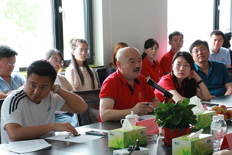 扒皮會--牛遇草同志對青島中新華美進行扒皮定位