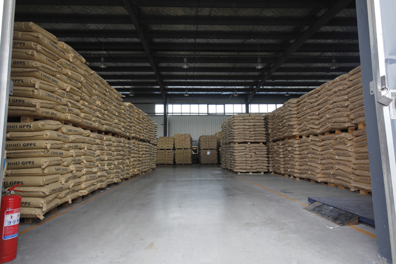 奇美TBBA系列防火級ABS D-1000、D-1200及D-1400之間的阻燃性能差異