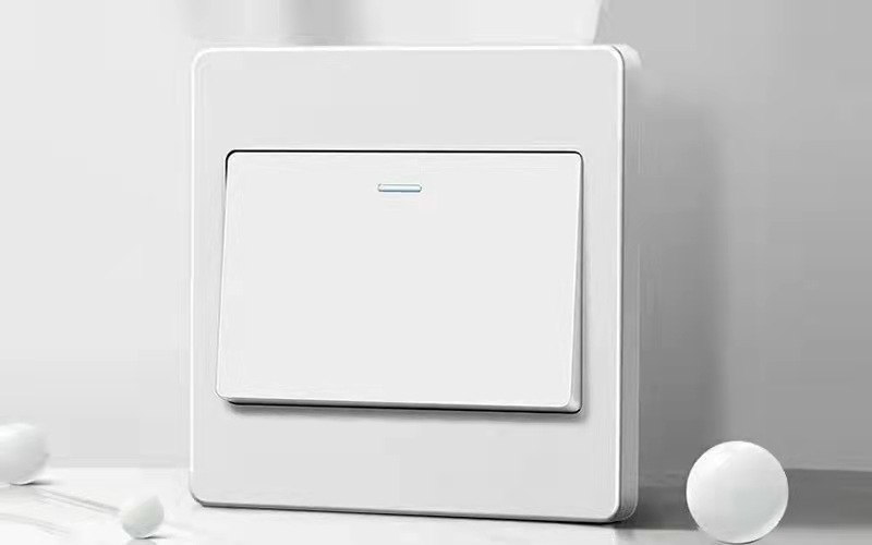 開(kāi)關(guān)面板用的是什么材料--中新華美改性塑料